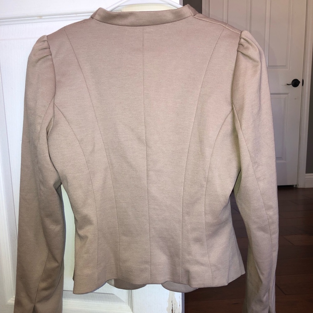 New with tags. Classy cropped blazer